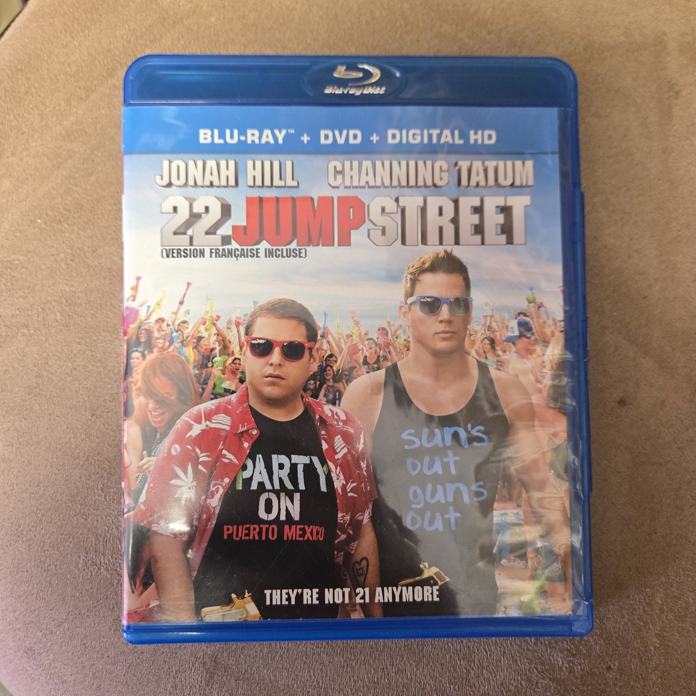 22 Jump Street (Blu-ray + DVD + Digital HD) - Blue Case